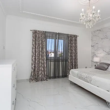 Apartman Ivan Pobri Apartment *